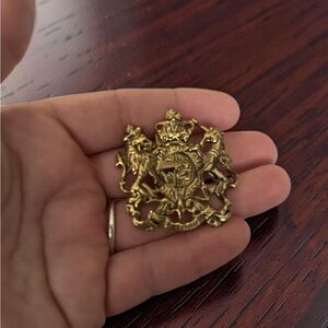 Unique Vintage Gold Heraldic Crest Brooch